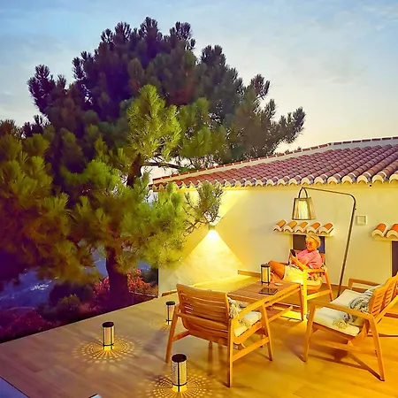 בית נופש House Sleeps 4 - Parking-balcony-seaview - New Cómpeta