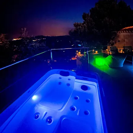 בית נופש House Sleeps 4 - Parking-balcony-seaview - New Cómpeta